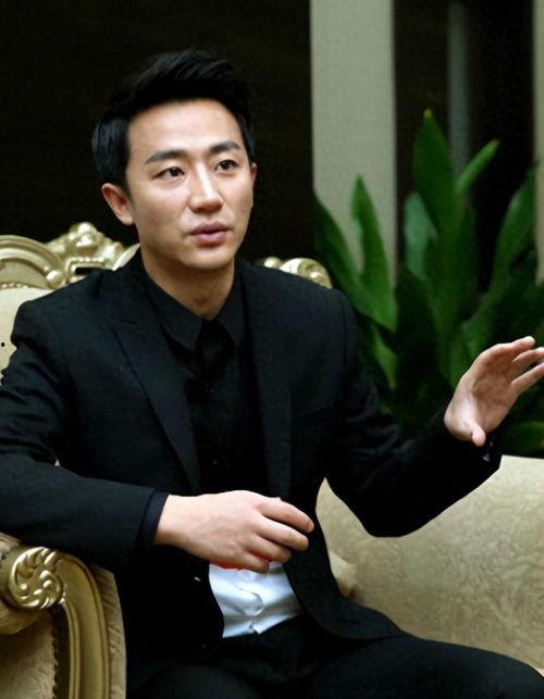 黄轩最新爆料新闻,揭秘娱乐圈不为人知的幕后故事